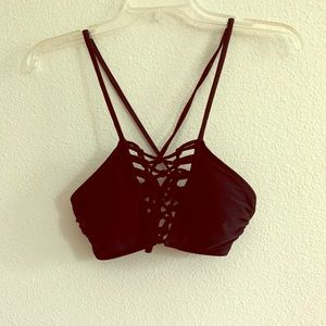 Black middle knotted bathing suit